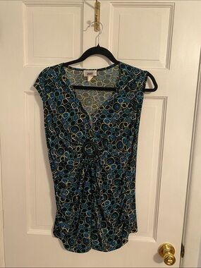 Y2K sleeveless top with buckle